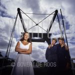 31-08-2002 Kameleon, Koen and Jos van der Donk and Saar Koningsberger at location in Ijlst.

[keywords]Posed, Full Lenght, Bridge[/keywords]